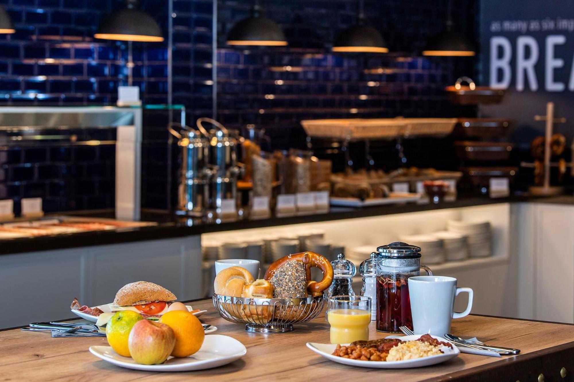 Premier Inn Berlin City Centre Eksteriør billede